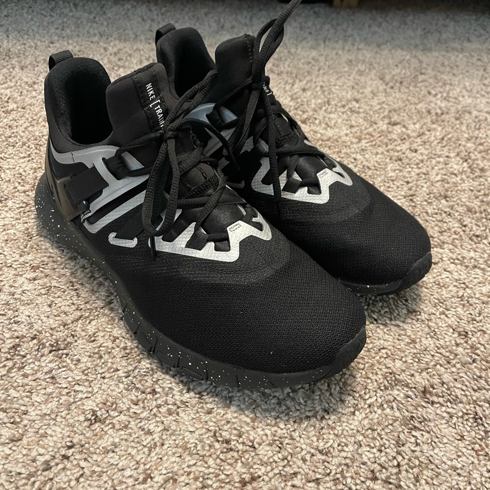 Nike flex shoes